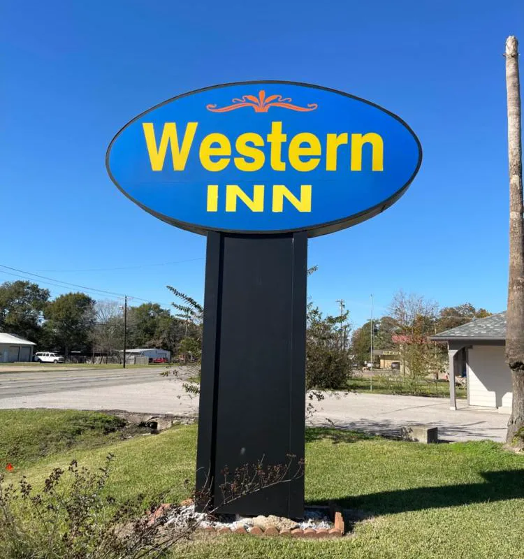 Western Inn hotel hero