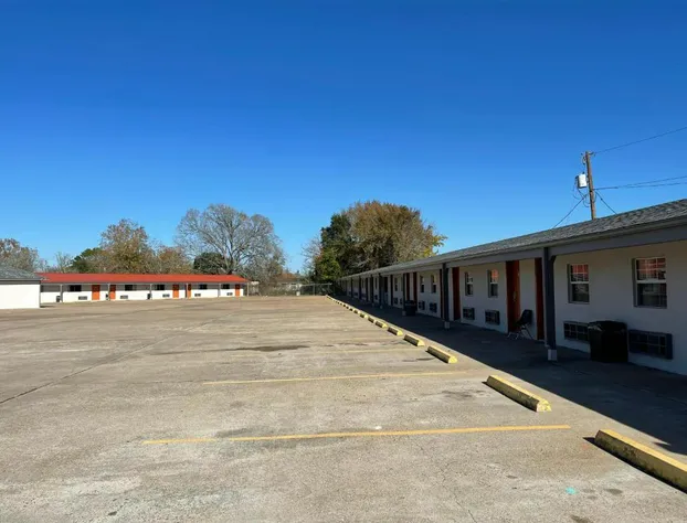 Western Inn hotel detail image 1