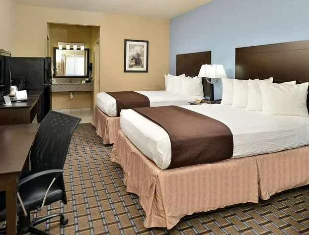 Quality Inn & Suites Carrizo Springs North hotel detail image 2