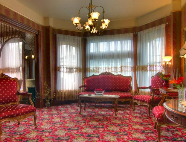 Gingerbread Mansion Inn hotel detail image 3