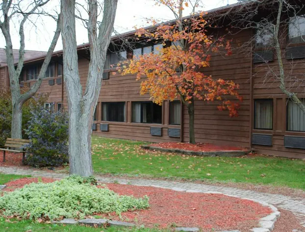 Carlton Lodge Adrian hotel detail image 1