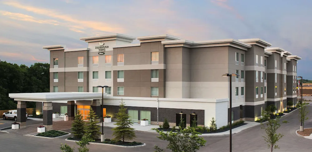Homewood Suites by Hilton Winnipeg Airport-Polo Park, MB hotel hero