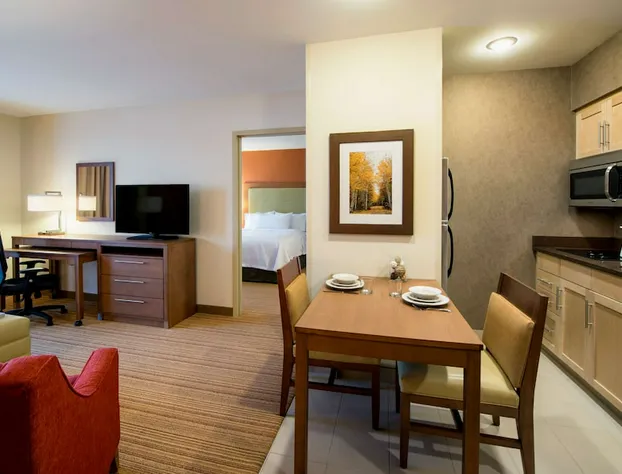 Homewood Suites by Hilton Winnipeg Airport-Polo Park, MB hotel detail image 3