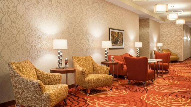 Homewood Suites by Hilton Winnipeg Airport-Polo Park, MB hotel detail image 2