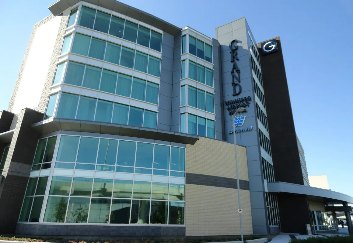 The Grand Winnipeg Airport Hotel by Lakeview hotel hero