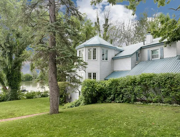 Auberge Handfield hotel detail image 1