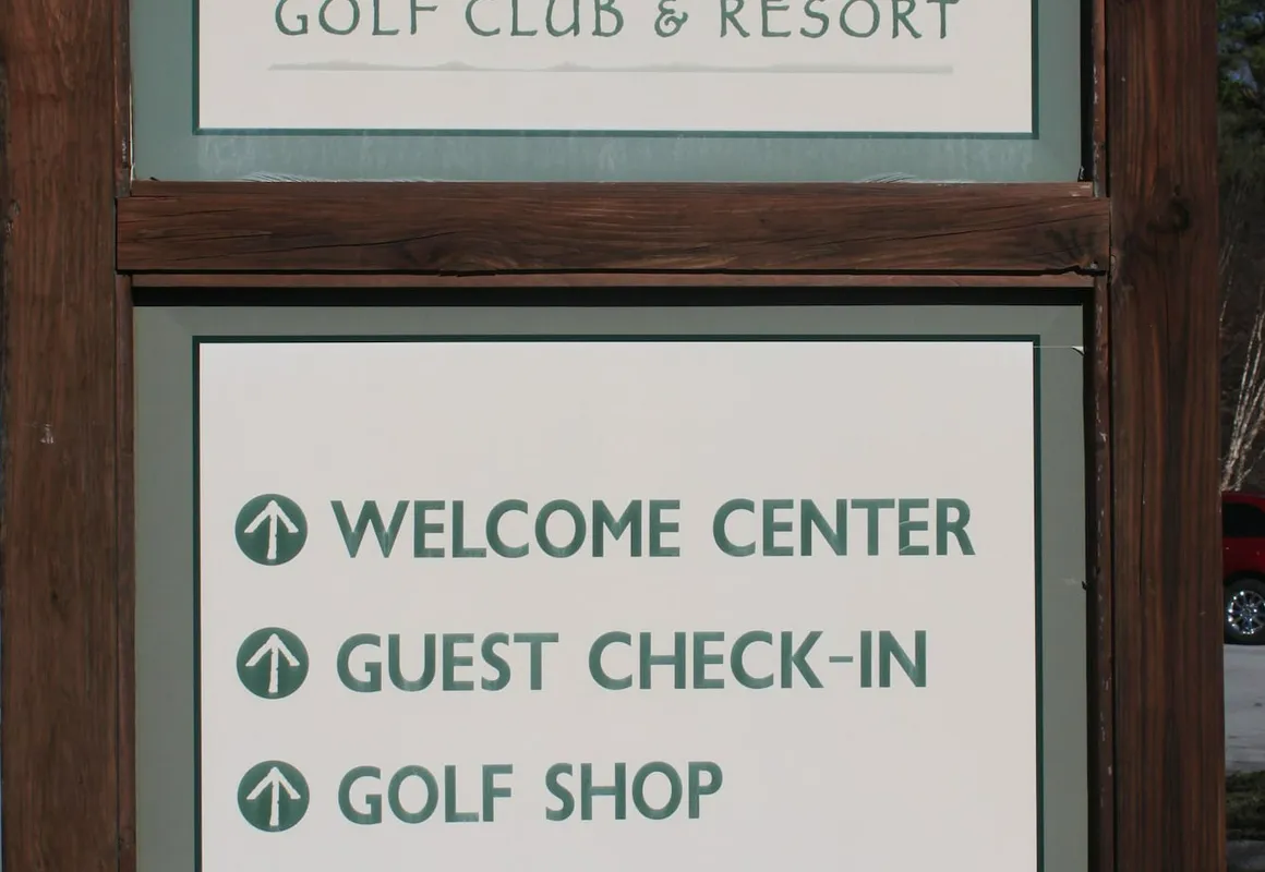 Kingwood Resort hotel hero