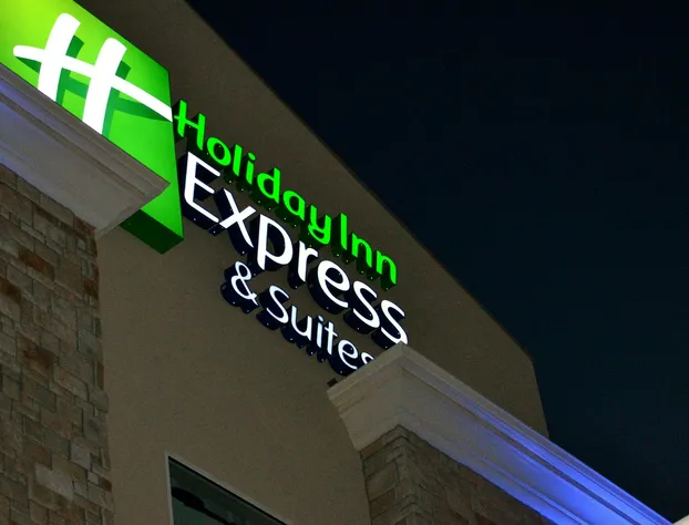 Holiday Inn Express Hotel & Suites St. Joseph by IHG hotel detail image 3