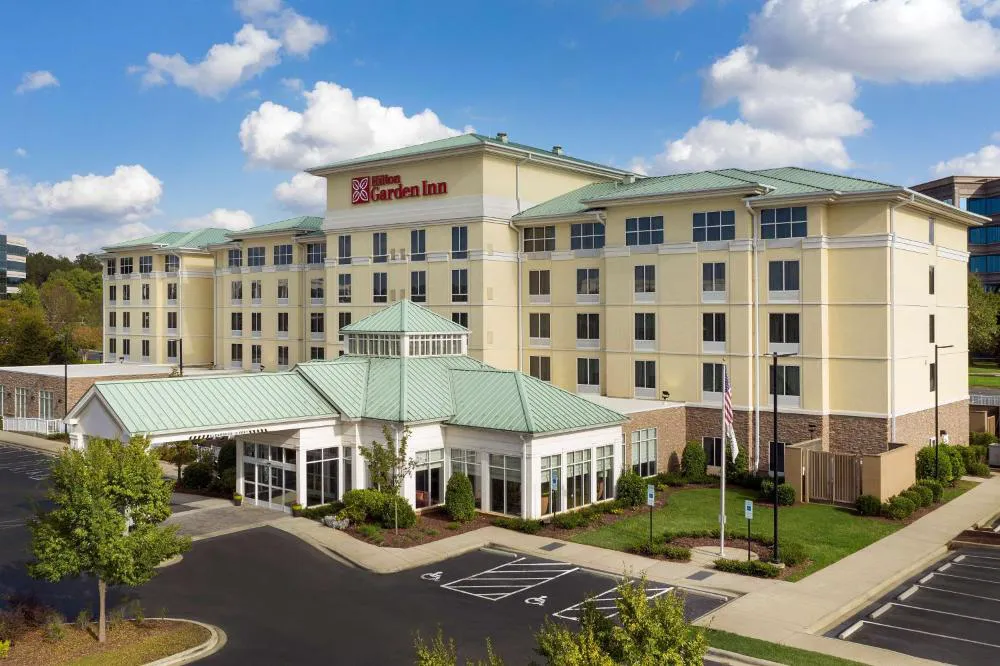 Hilton Garden Inn Charlotte Airport hotel hero