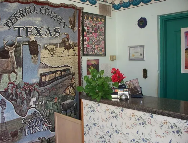 Budget Inn Sanderson hotel detail image 3