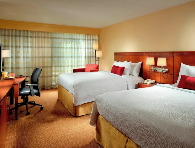 Courtyard by Marriott Columbus hotel detail image 4