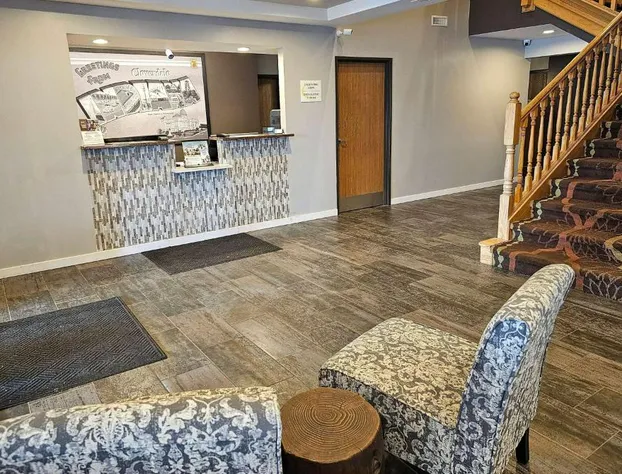 Super 8 by Wyndham Cloverdale IN hotel detail image 2