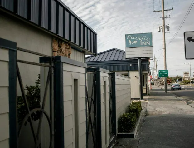 Pacific Inn hotel detail image 4