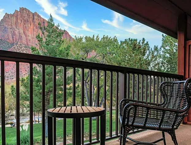 Cliffrose Springdale, Curio Collection by Hilton hotel detail image 2