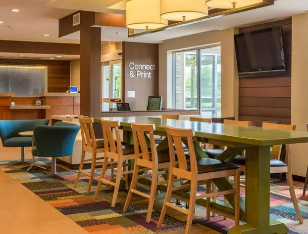 Fairfield Inn & Suites by Marriott Columbus hotel detail image 2