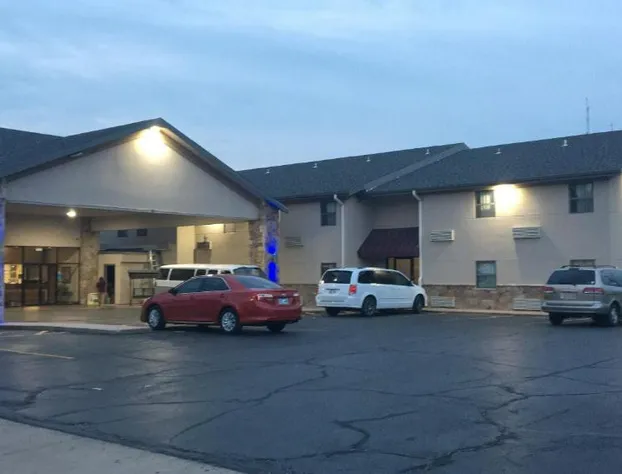 Apple Tree Inn and Suites hotel detail image 1