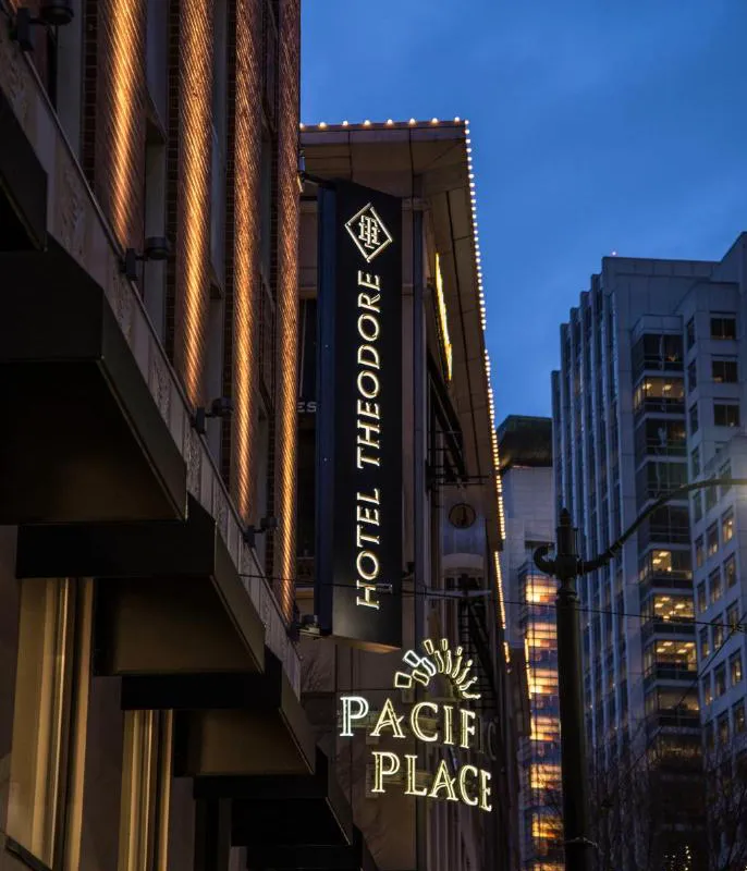 Hotel Theodore Seattle Downtown, Tapestry by Hilton hotel hero