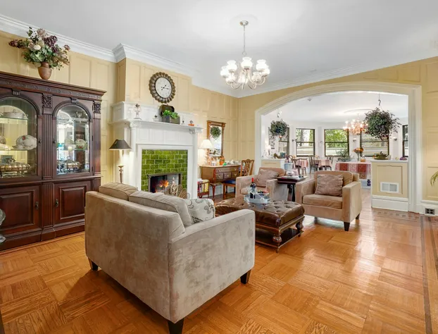 The DeBary Inn hotel detail image 4