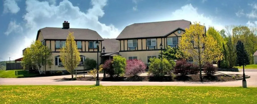 Camelot Restaurant & Inn hotel hero