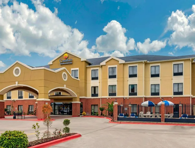 Comfort Inn & Suites Port Arthur-Port Neches hotel detail image 1