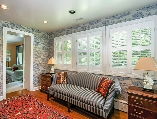 Bishops Hall hotel detail image 4