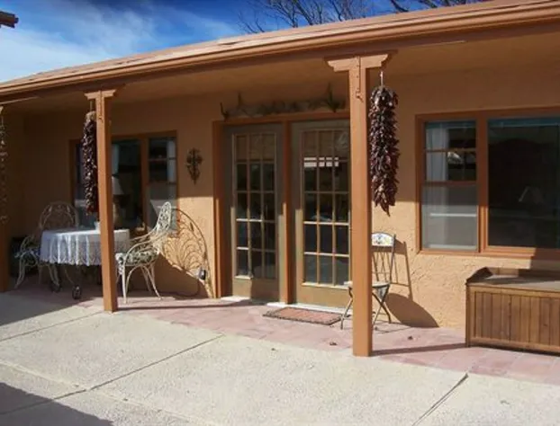 Lazy Dog Ranch hotel detail image 4