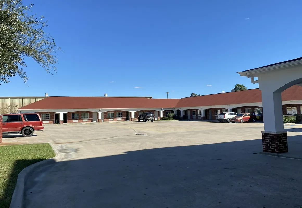 Redwood Suites hotel hero