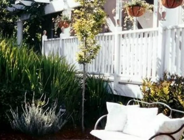 Salmonberry Inn & Beach House hotel detail image 1