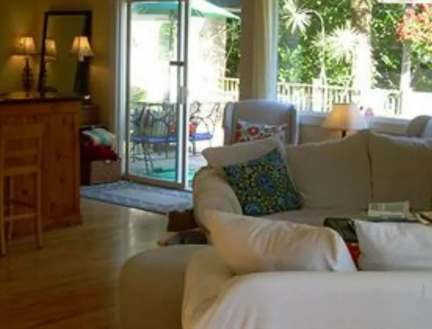 Salmonberry Inn & Beach House hotel detail image 4