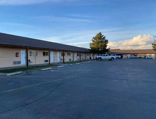 Four Corners Inn hotel detail image 1