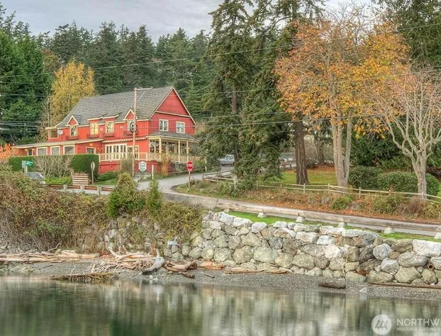 Kingfish at West Sound hotel detail image 3