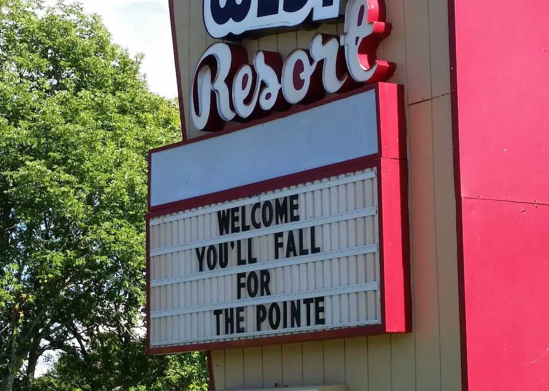 Pointe West Resort Motel hotel hero