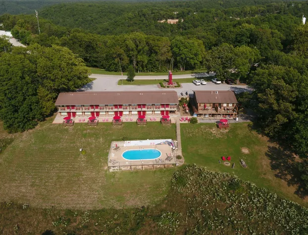 Pointe West Resort Motel hotel detail image 4