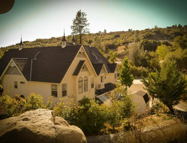 Hounds Tooth Inn hotel detail image 2