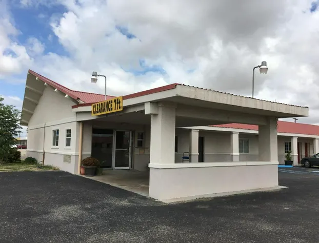 Budget Inn Fort Stockton hotel detail image 2