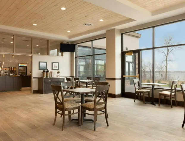 Country Inn & Suites by Radisson, Bemidji, MN hotel detail image 3