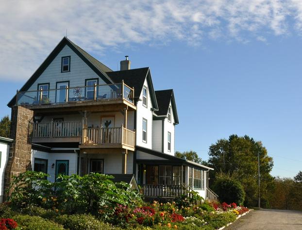 Still Point Lodge & Cottages hotel detail image 1
