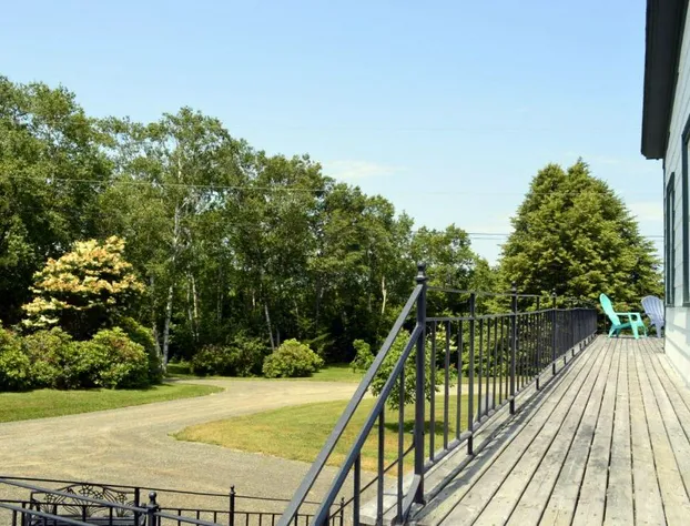 Still Point Lodge & Cottages hotel detail image 3