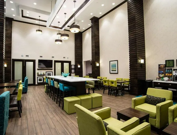 Hampton Inn & Suites by Hilton Regina East Gate hotel detail image 4