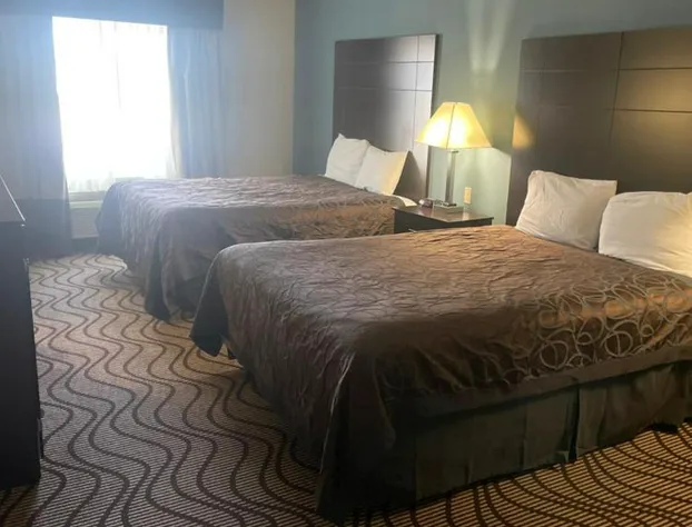 La Plaza Inn & Suites hotel detail image 2