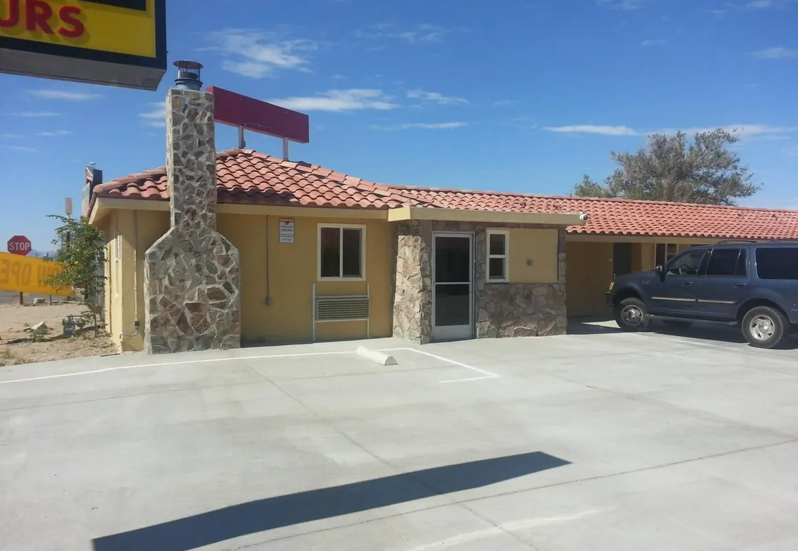 Mayfair Motel hotel hero