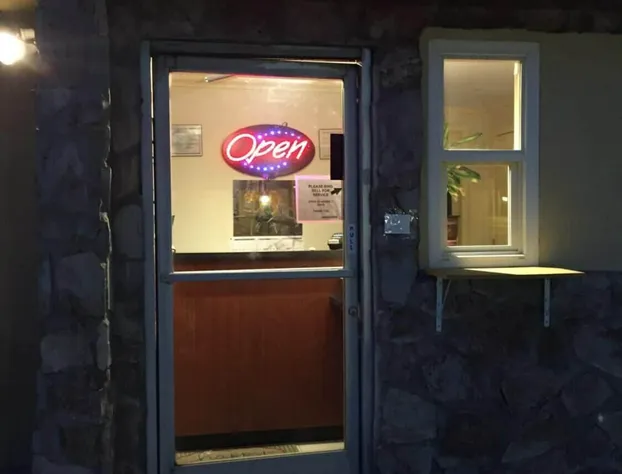 Mayfair Motel hotel detail image 3