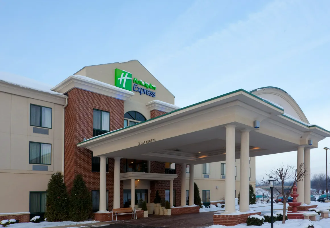 Holiday Inn Express Newton Falls by IHG hotel hero
