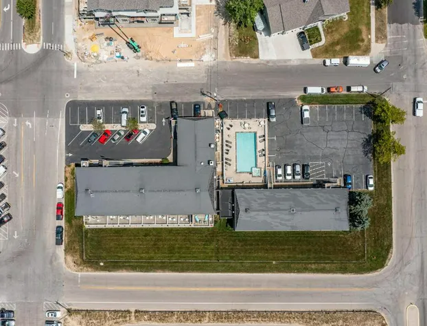 Snyder's Shoreline Inn hotel detail image 3