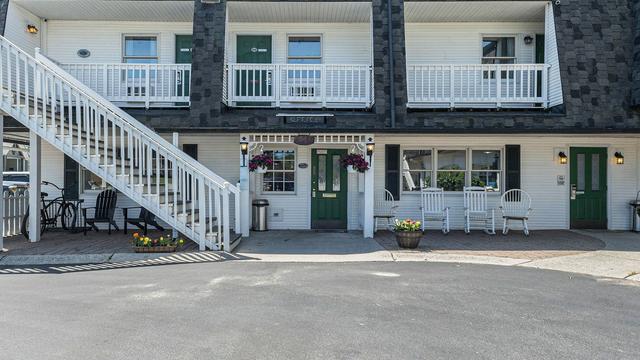 Snyder's Shoreline Inn hotel detail image 2