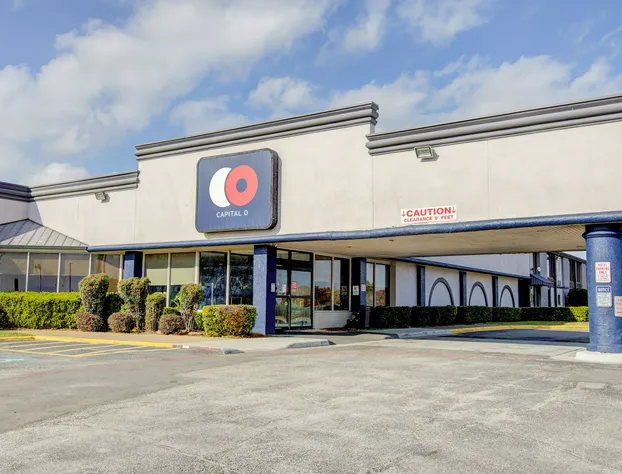 Capital O Duncanville Tx hotel detail image 4