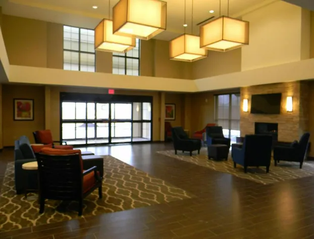 Comfort Suites Youngstown North hotel detail image 1