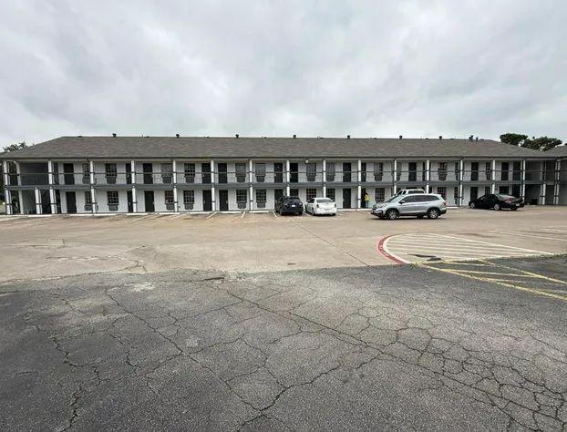 Sherman Inn hotel detail image 1