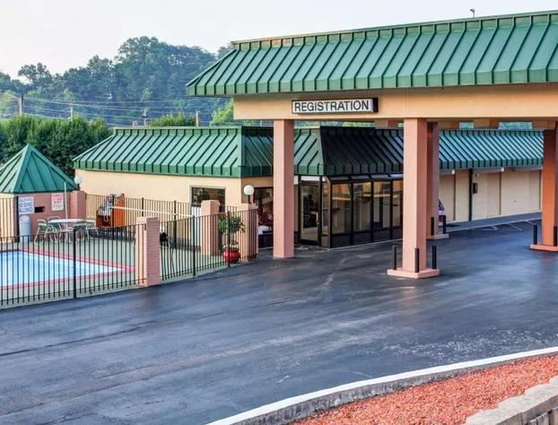 Econo Lodge Rocky Top hotel detail image 1