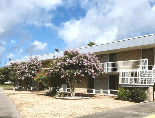 Americas Best Value Inn Beeville hotel detail image 1